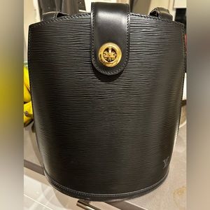 Louis Vuitton Epi Cluny Bag